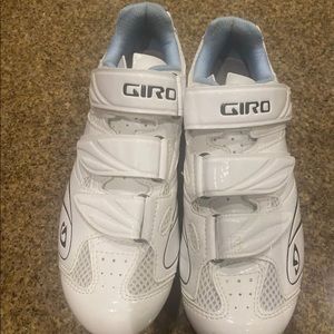 Giro Cycling shoes- size 6.5 (38) women